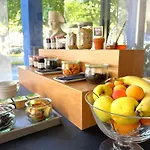 Hotel The Originals City, Napoleon, 3*