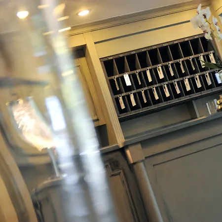 Hotel The Originals City, Napoleon, 3*