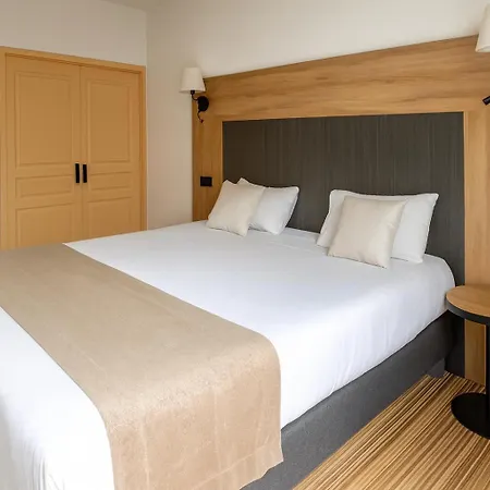 Hotell The Originals City, Napoleon, La Roche-sur-Yon