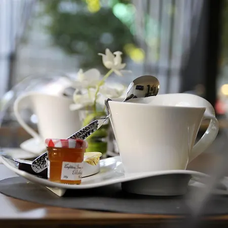 Hotel The Originals City, Napoleon, 3*