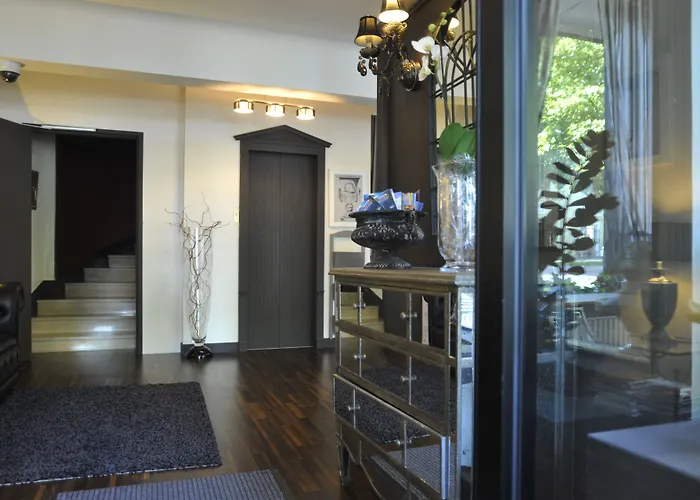 The Originals City, Napoleon, 라로츠수르욘