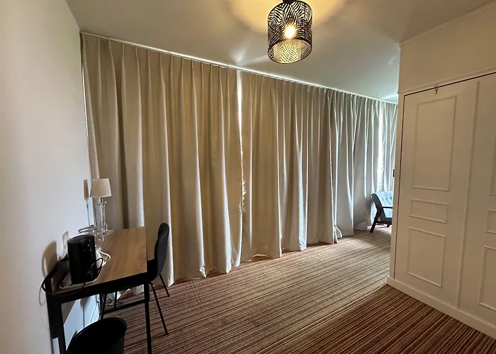 The Originals City, Napoleon, 라로츠수르욘